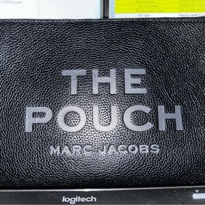 Marc Jacobs The Pouch